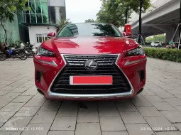 Lexus NX 300 2020 - Bán Lexus NX300 sản xuất 2020, lăn bánh 19.000Km, xe mới 99%.