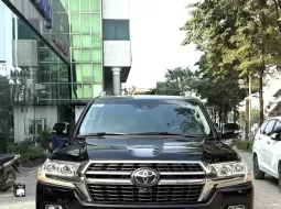 Toyota Land Cruiser 5.7 VXS Trung Đông 2020 - Bán Toyota Land Cruiser 5.7 VXS Trung Đông, sản xuất 2020, 1 chủ.