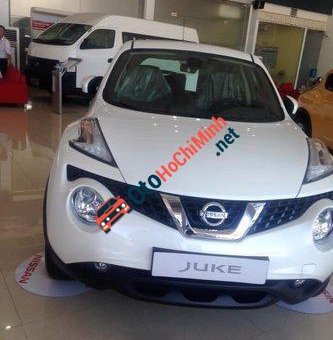 Nissan Juke   AT 2017 - Bán ô tô Nissan Juke AT đời 2017, màu trắng