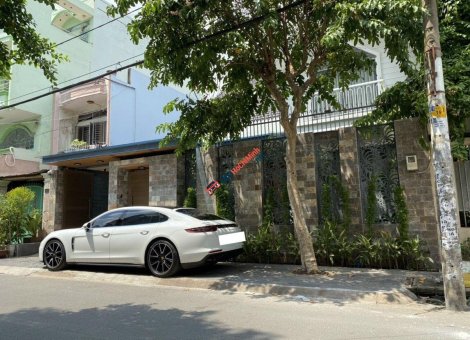 Porsche Panamera 2020 - Siêu lướt, full option, liên hệ để ép giá và xem xe