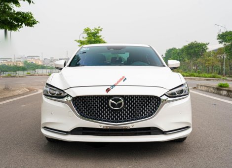 Mazda 6 2022 - Màu trắng, nội thất nâu